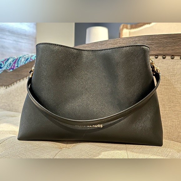 Michael Kors Sofia Large Saffiano Leather Shoulder Bag - Picture 4 of 6